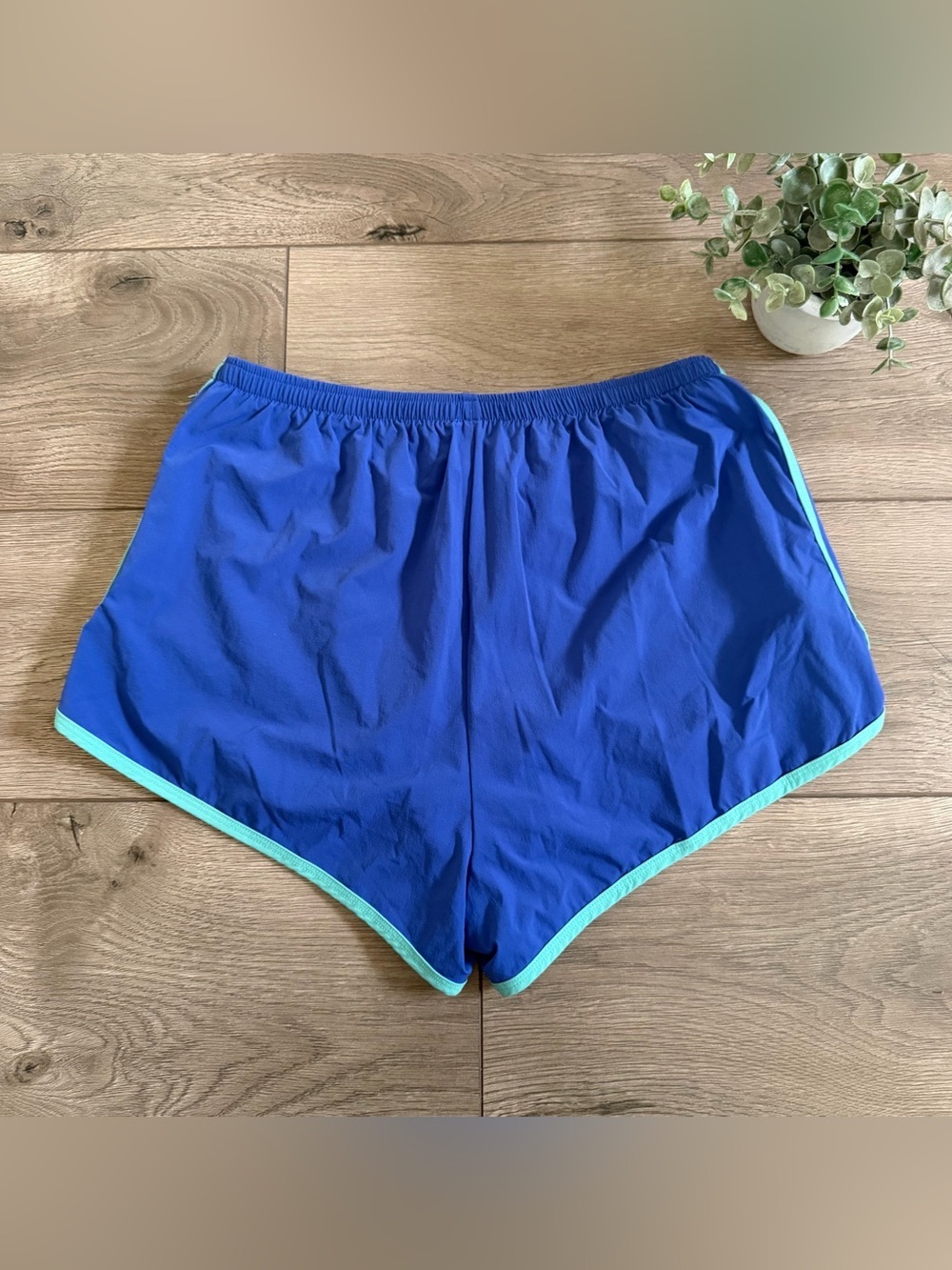 OUTDOOR VOICES Lights Speed Shorts Blue Shorts with Teal Trim Size Medium - Picture 9 of 11